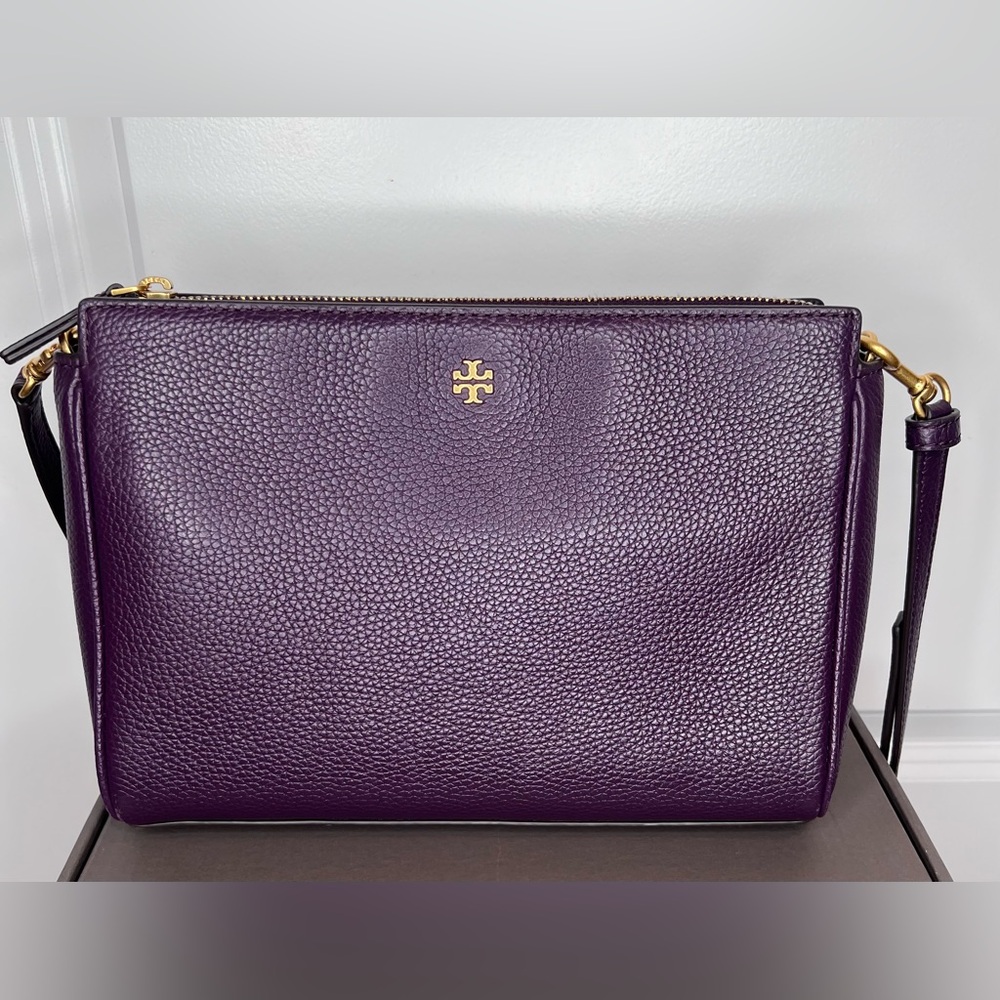 Tory Burch Purple Crossbody Purse. Like new only used a few times. Super pretty